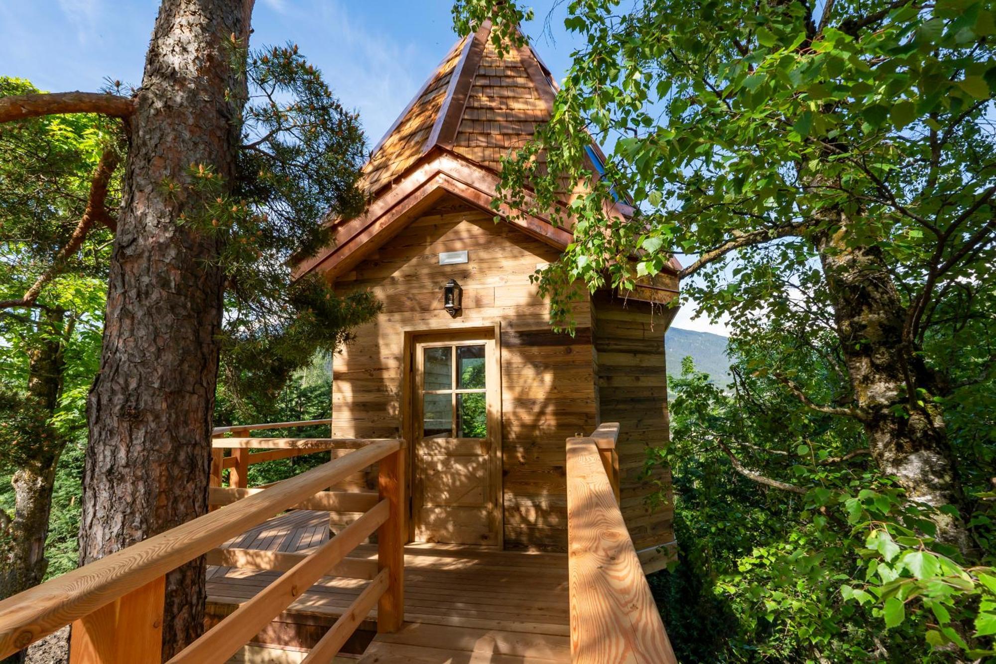 QC Terme Grand Hotel Bagni Nuovi Bormio Esterno foto Treehouse at the Treehouse Lodge