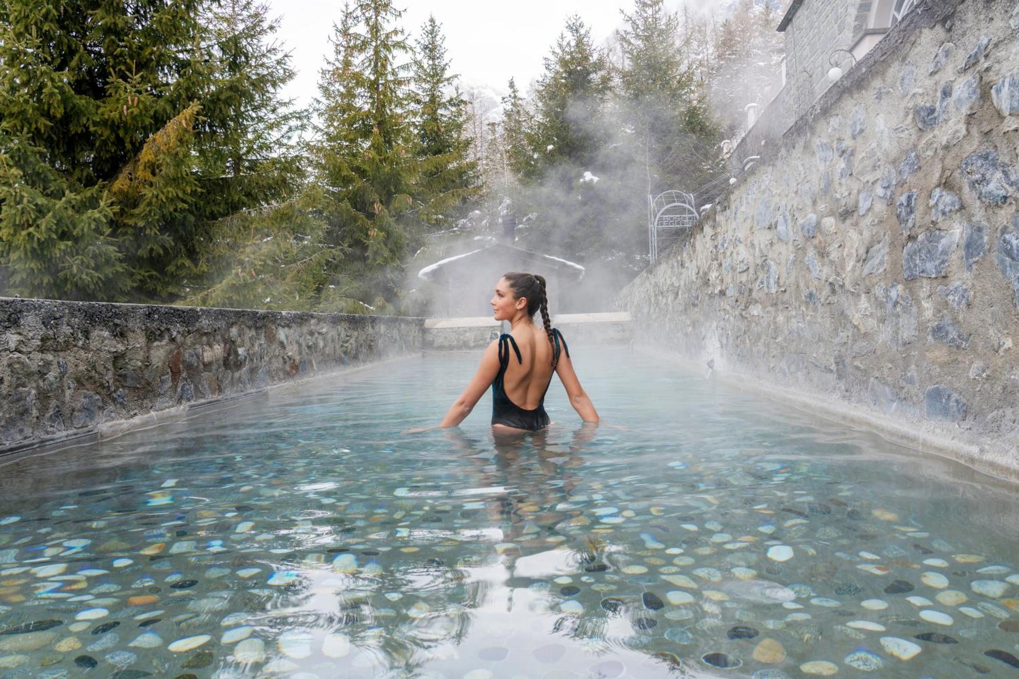 QC Terme Grand Hotel Bagni Nuovi Bormio Esterno foto Thermal baths in Bad Ragaz