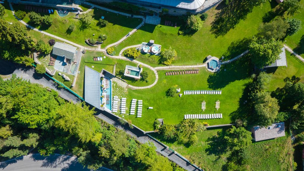 QC Terme Grand Hotel Bagni Nuovi Bormio Esterno foto Aerial view of the park