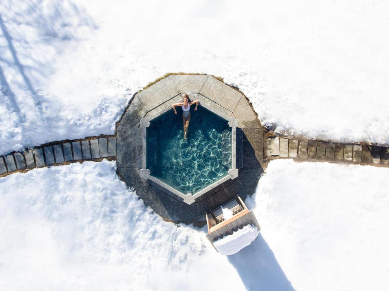 QC Terme Grand Hotel Bagni Nuovi Bormio Esterno foto Aerial view of the Blue Lagoon